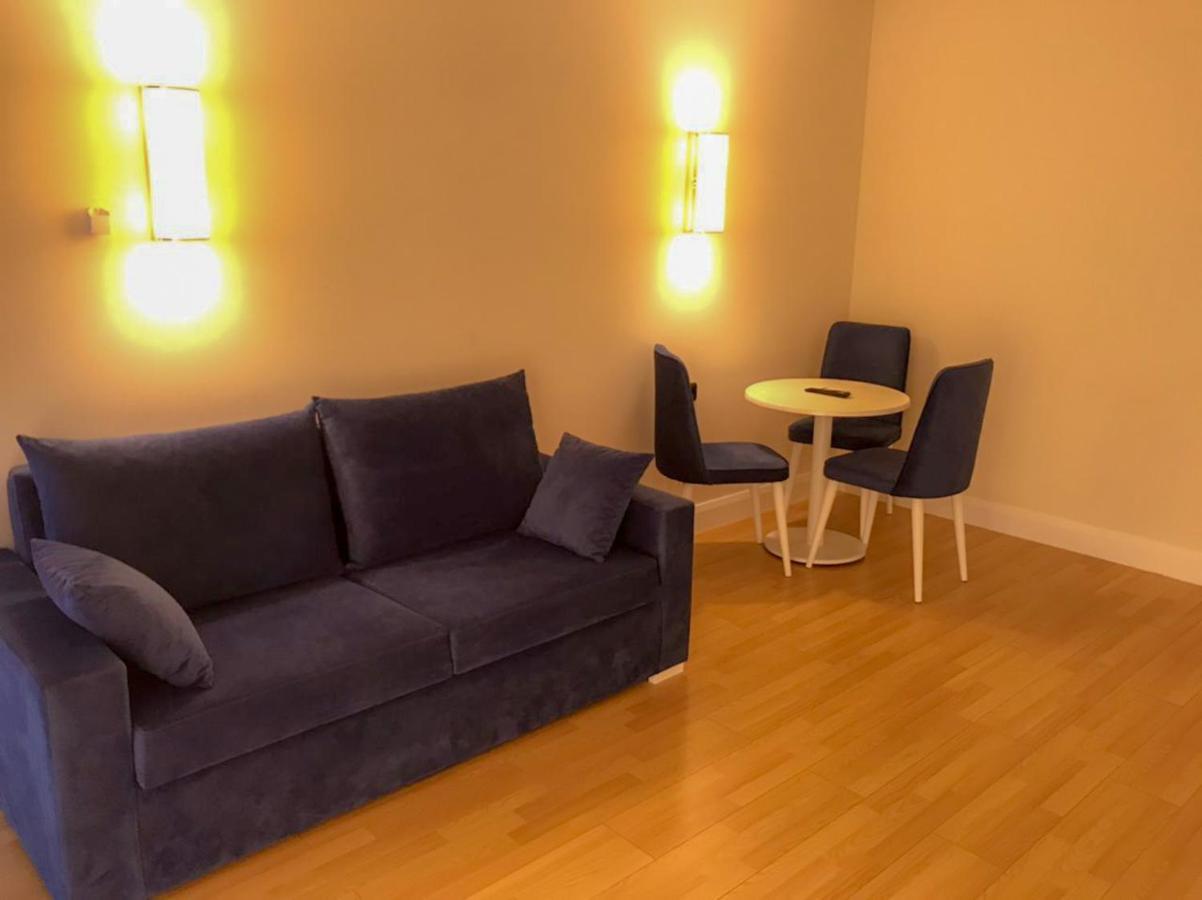 Diamond Apartment Batumi Exteriör bild